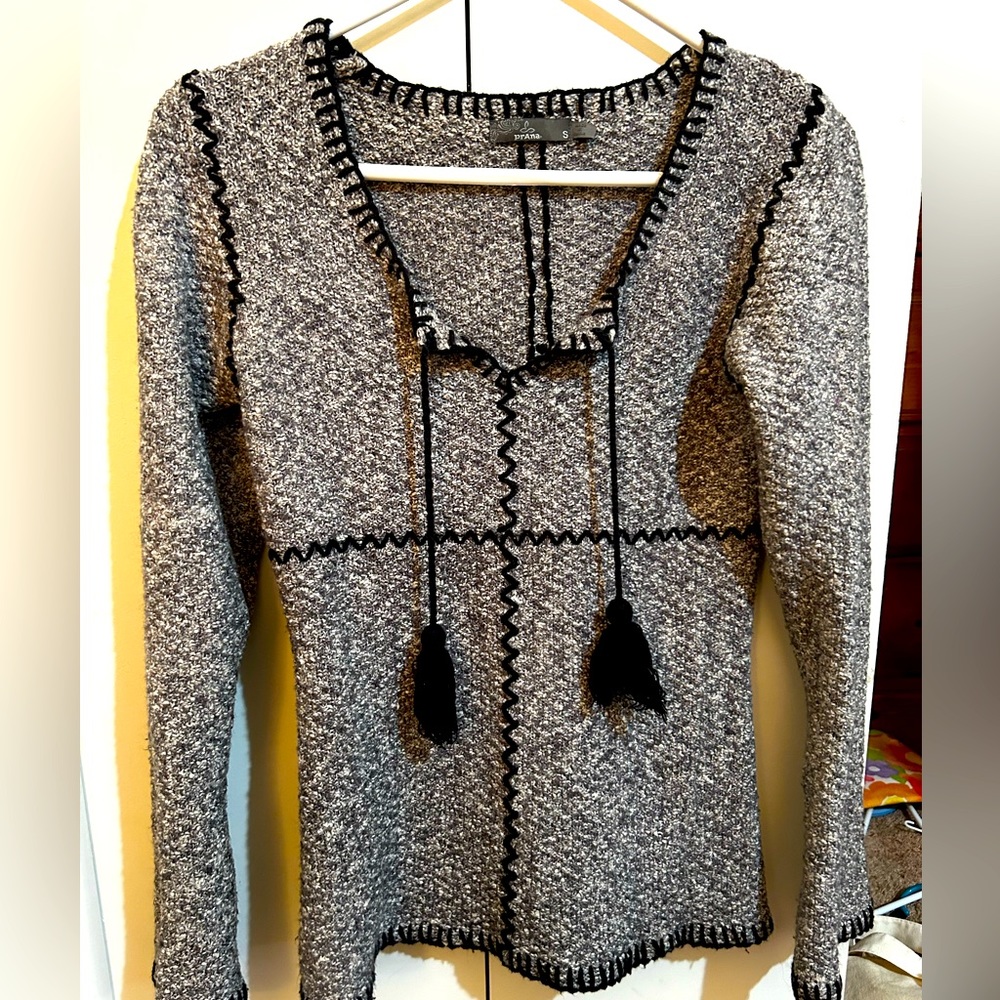 prana long sleeve knit